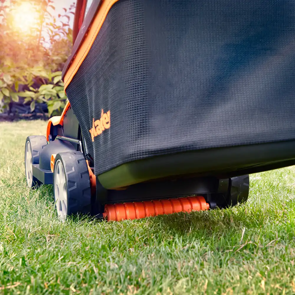 LawnMaster 32cm Blade for 24V Lawn Mower (CLM2432K) - Image 4