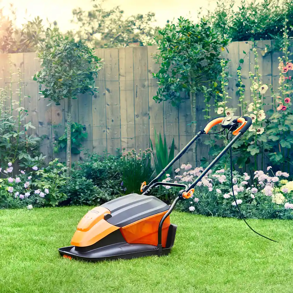 LawnMaster 33cm Blade for LawnMaster Hover Mower Collect MEH1533-01 / MEH1733-01 - Image 6