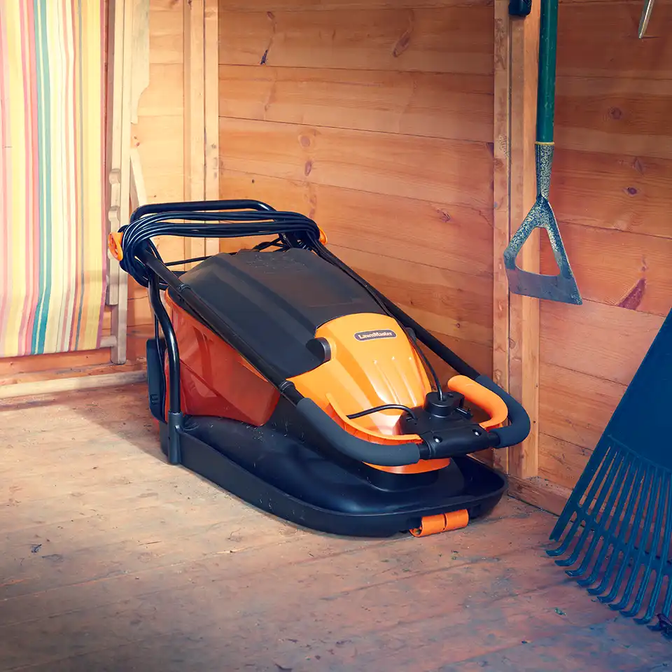 LawnMaster 1700W 33cm | Electric Hover Mower Collect with 25cm Grass Trimmer Set - Image 7