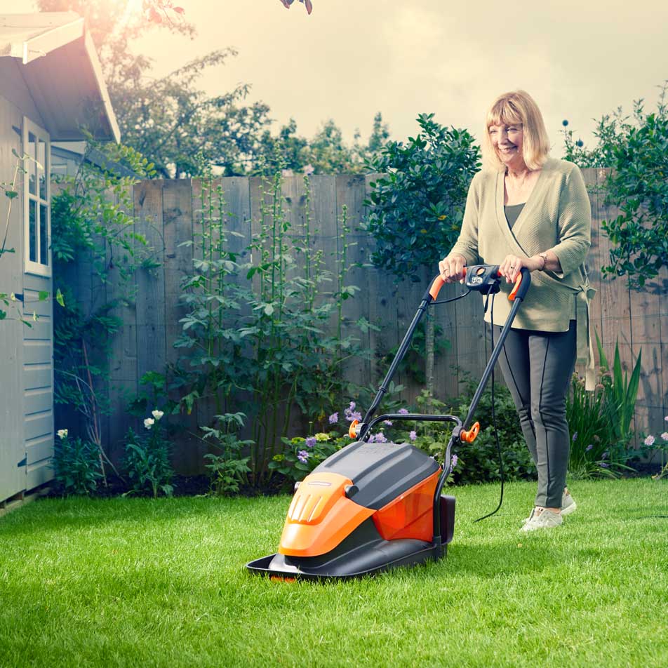 LawnMaster 1700W 33cm | Hover Mower Collect - Image 9