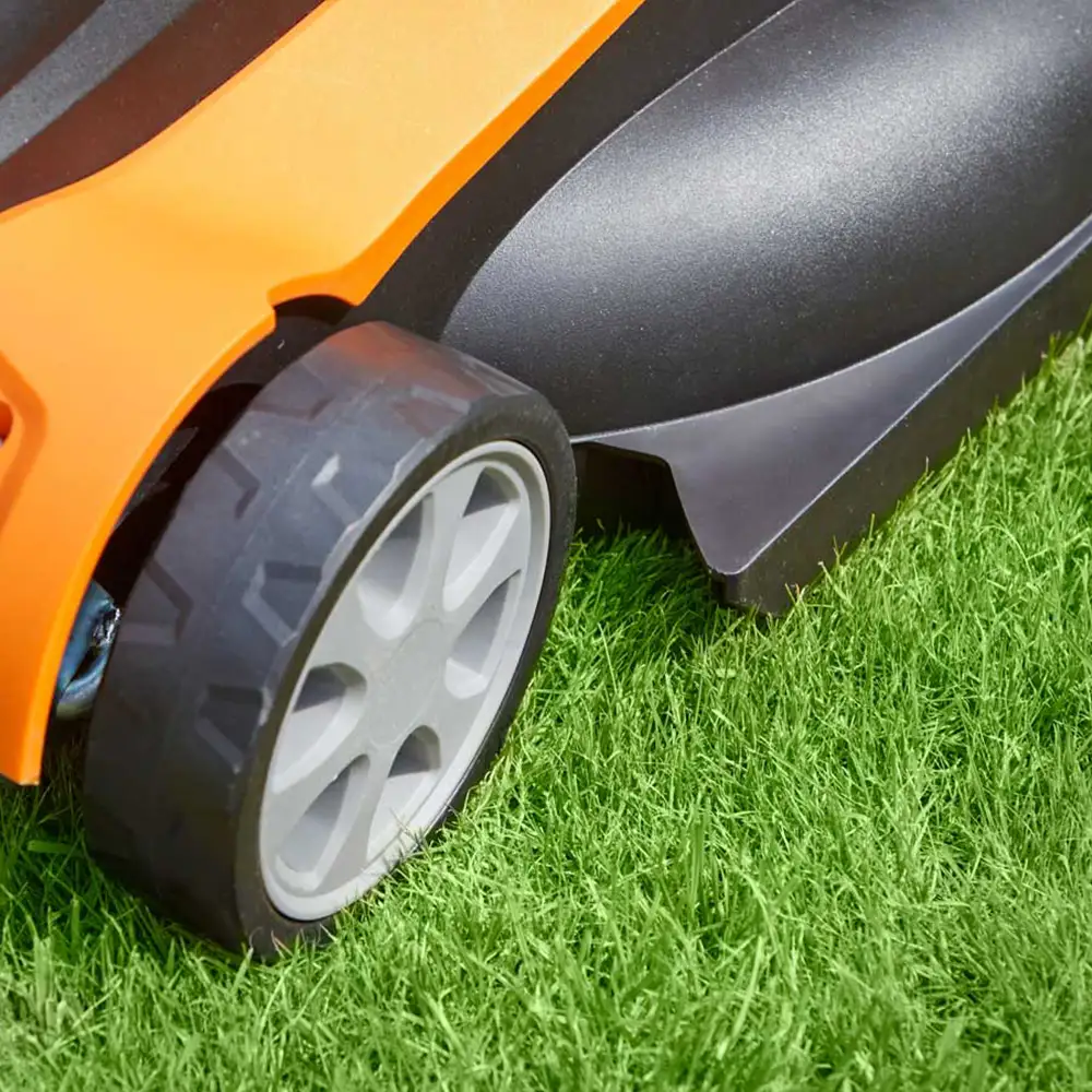 LawnMaster 48V 41cm | Cordless Lawn Mower - Image 12