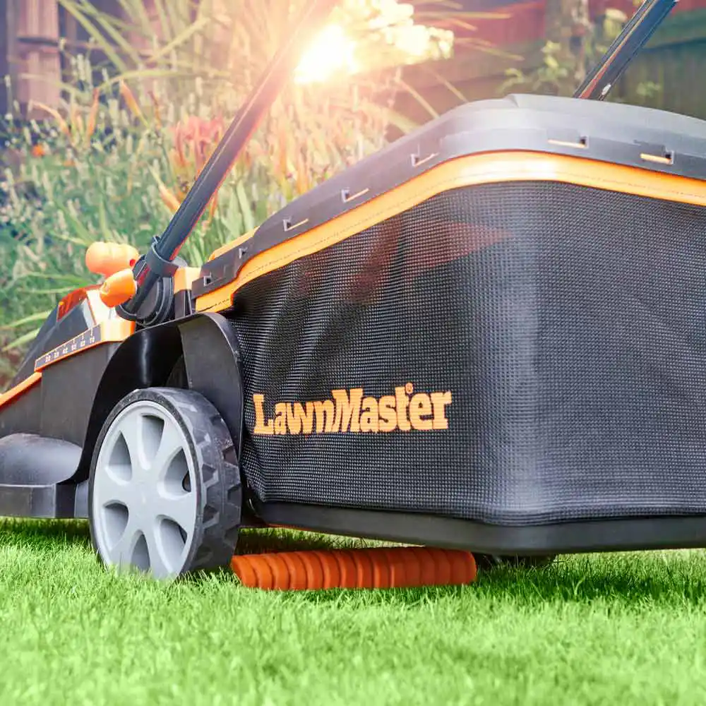 LawnMaster 48V 41cm | Cordless Lawn Mower - Image 4