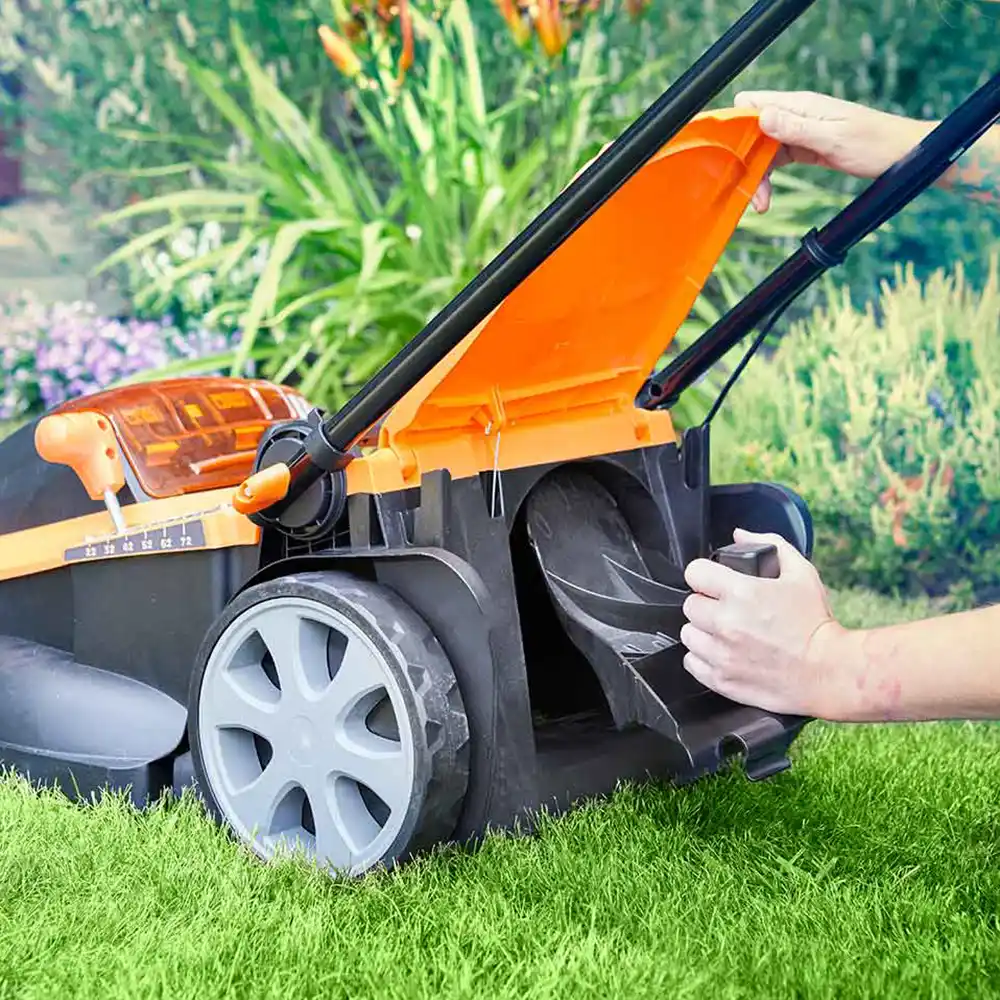 LawnMaster 48V 41cm | Cordless Lawn Mower - Image 8