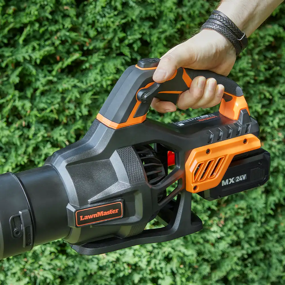 LawnMaster MX 24V Axial Cordless Leaf Blower | With Battery - Image 6