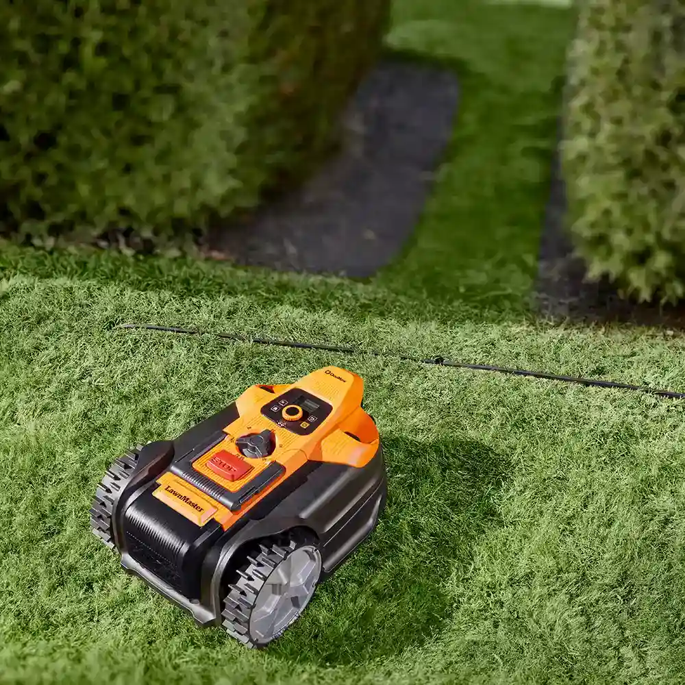LawnMaster OcuMow® 18 MX 24V | Auto Charging Vision Robotic Lawnmower - Image 9