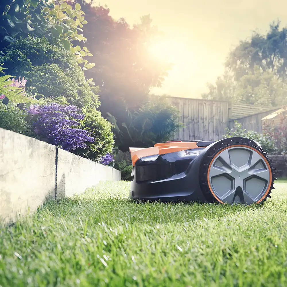 LawnMaster OcuMow® 16 MX 24V | Drop and Mow Robotic Lawnmower - with x2 Batteries - Image 3